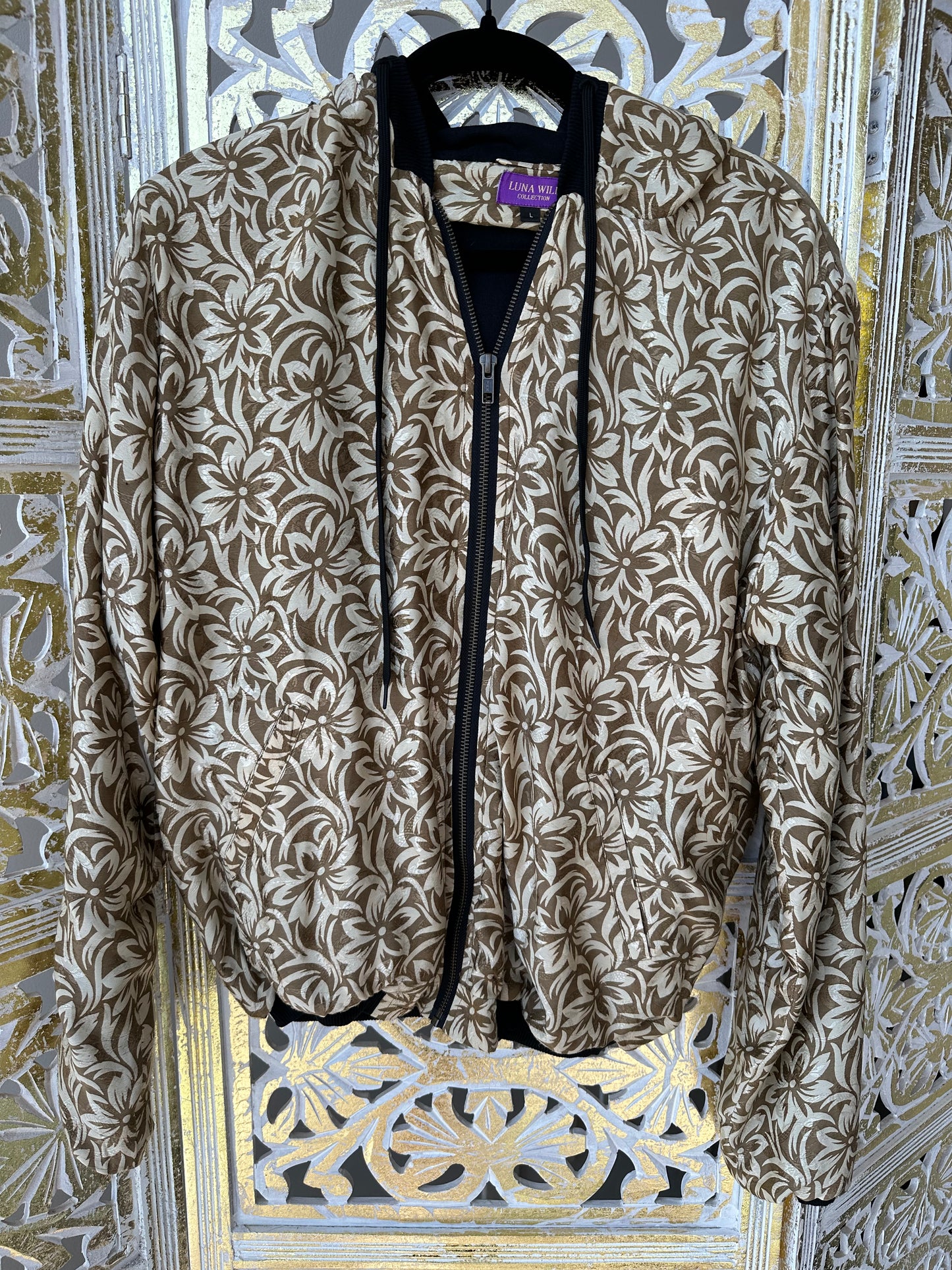Jacket w Hood - White Gold Floral
