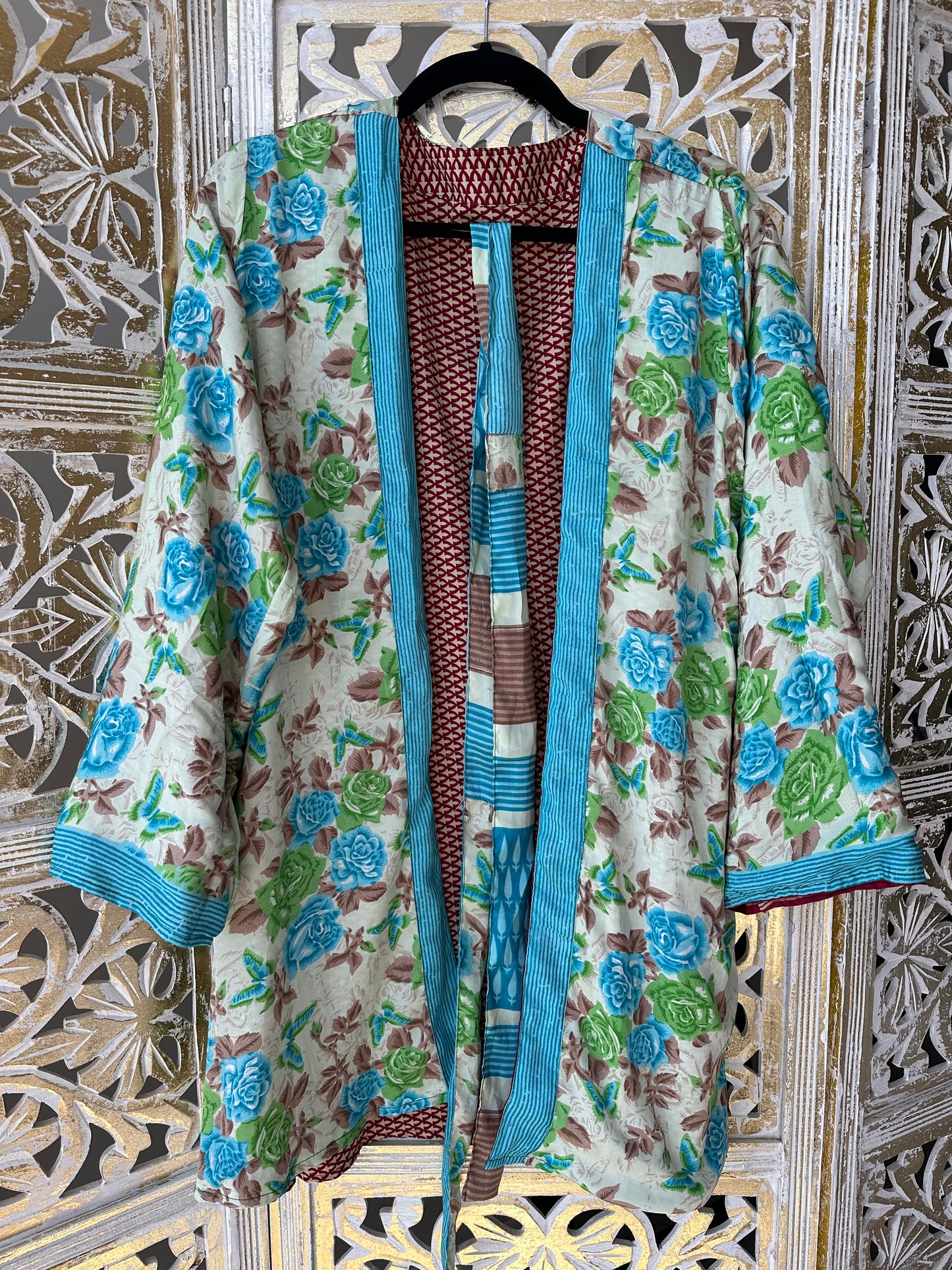 Short Silk Kimono Robe (reversible) - Floral & Red