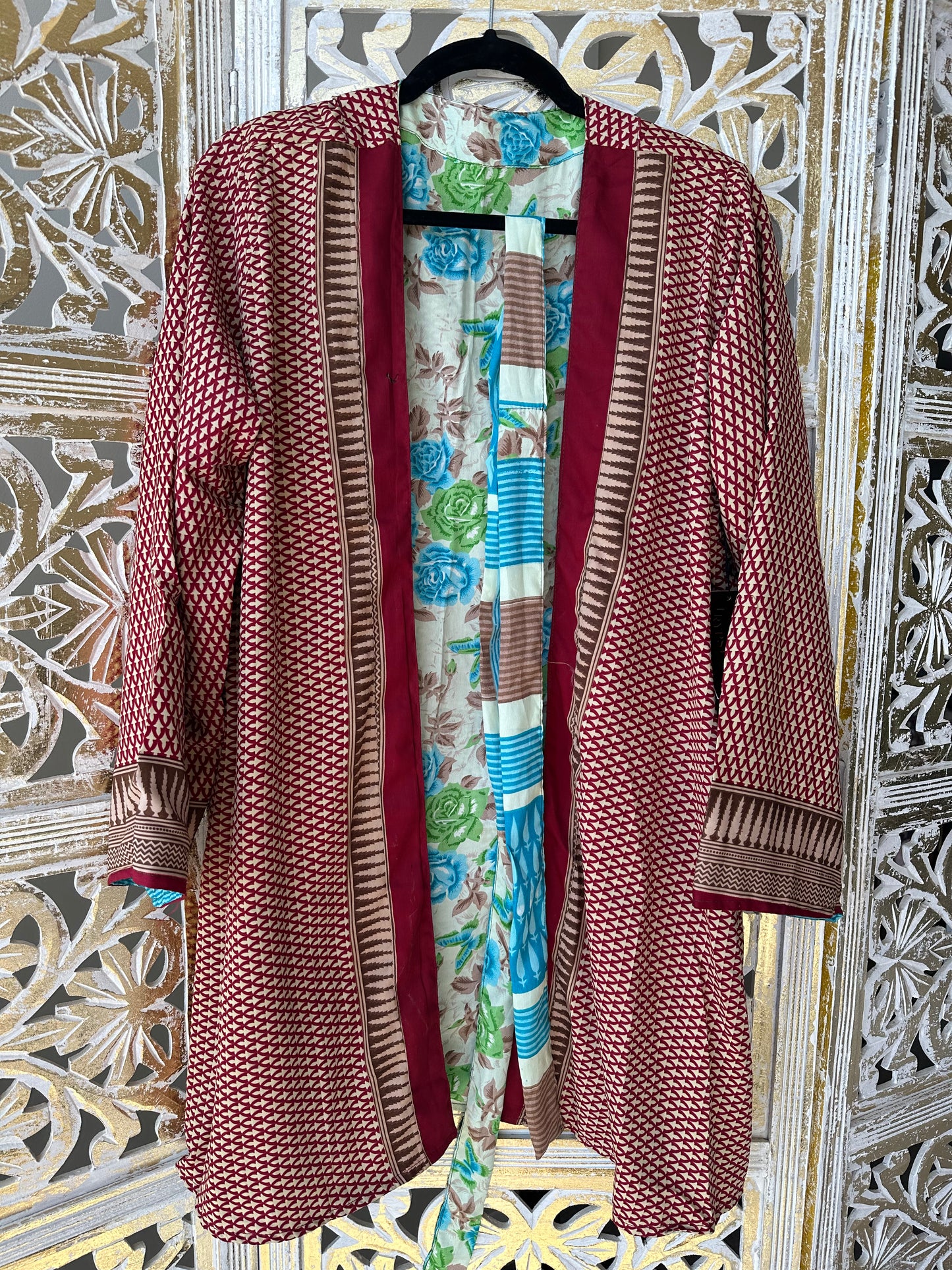 Short Silk Kimono Robe (reversible) - Floral & Red